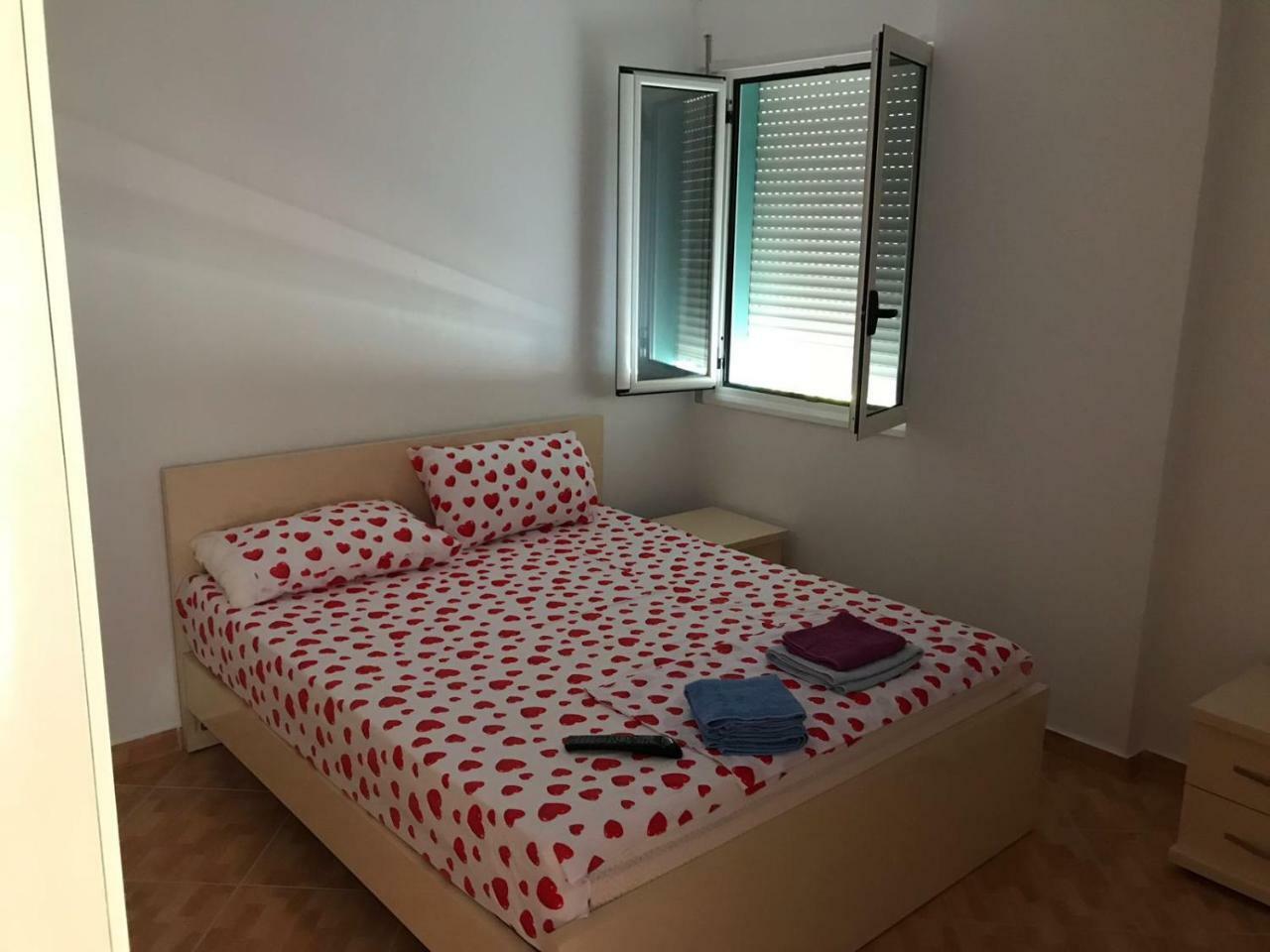 Residence Giulia Vlorë Eksteriør billede